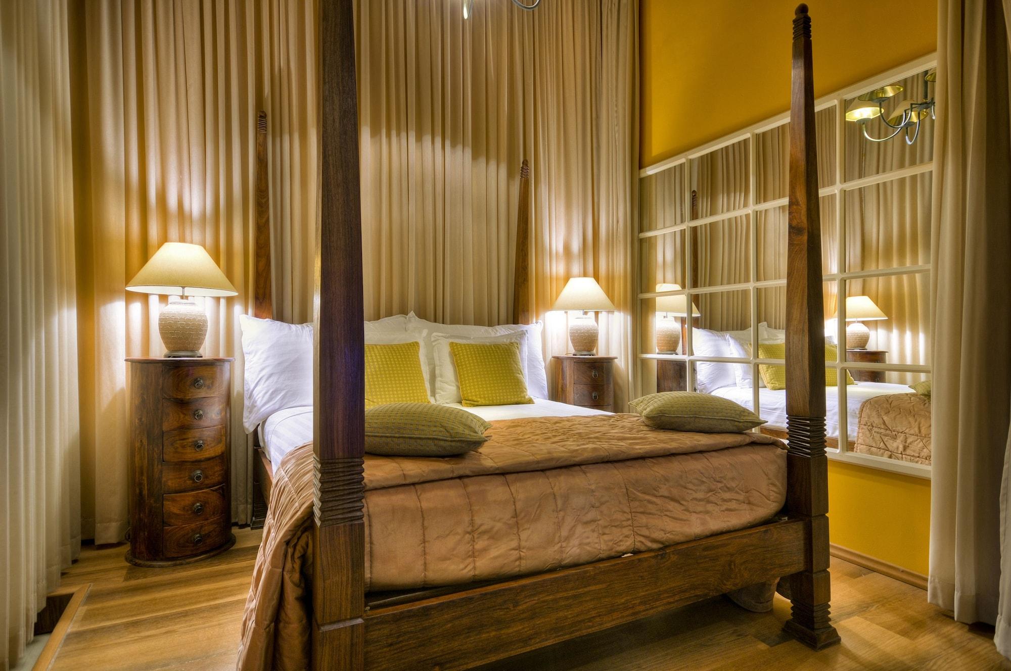 Ax Palazzo Capua Hotel Слима Екстериор снимка