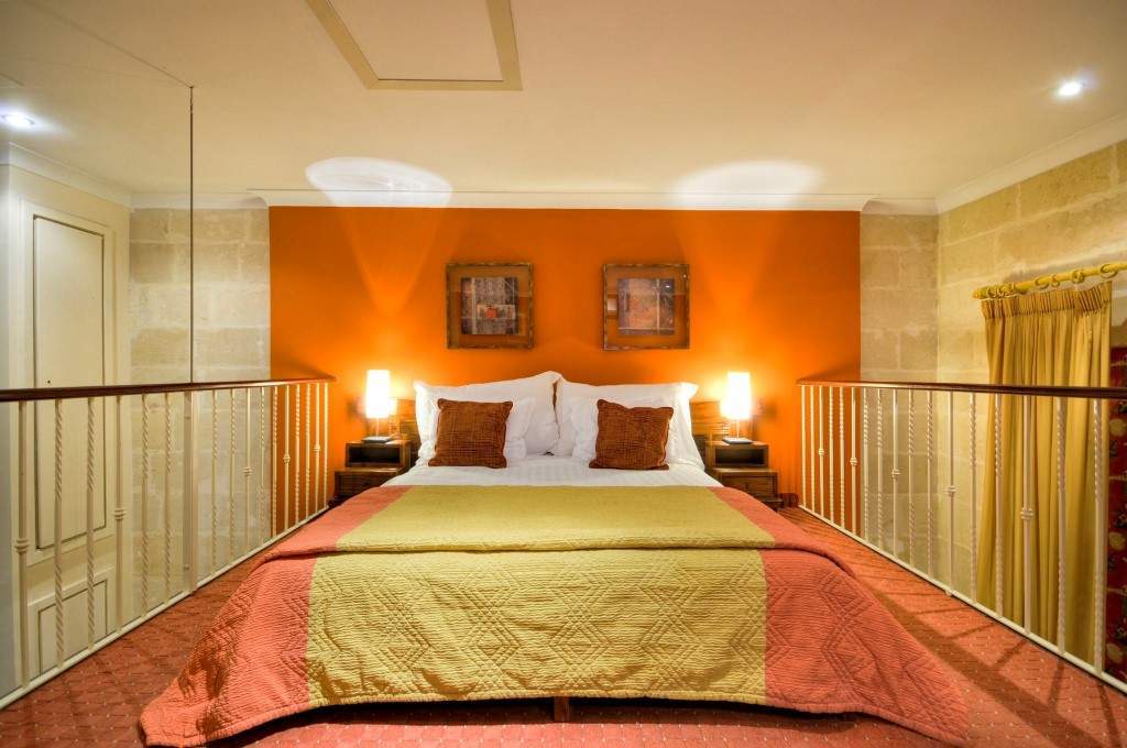 Ax Palazzo Capua Hotel Слима Екстериор снимка