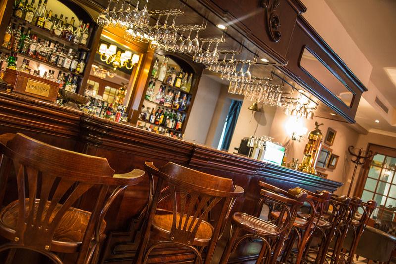 Ax Palazzo Capua Hotel Слима Екстериор снимка